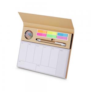 Bloco Anotações Papel 20x24,8x1,5cm  Papel  Bloco de Anotações com Planejamento Semanal Bloco de anotações em papel Kraft, contendo:  Bloco de Planejamento Semanal com 100 folhas; 6 Sticky notes coloridos; 1 Caneta de Papelão; Acompanha clipes coloridos.  *Os dias da semana encontram-se descri
